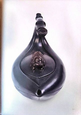 Керамика Исина. В собраниях Петербурга и Москвы XVII - вторая половина ХХ века